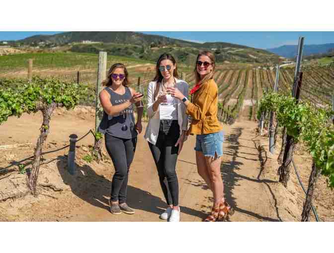 Enjoy 4 nights @ 2 bed condo in Del Mar + Wine Tasting - Photo 3