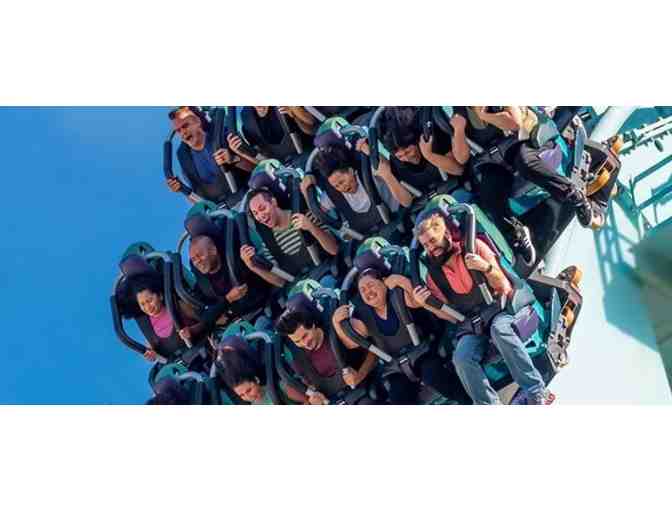 Enjoy 4 nights in2 bed condo @ Del Mar + Sea World Package - Photo 1