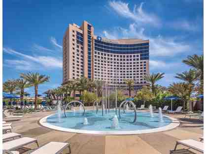 3-Night Vegas Suite with Golf at Desert Pines & Painted Desert