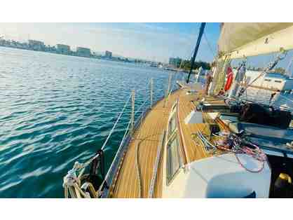 Private Sailing Adventure in Marina Del Rey with a 4-Night Stay in LA