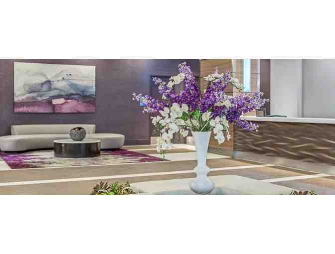 3 nights Luxury Las Vegas 2 bed suite + 2 rounds of golf