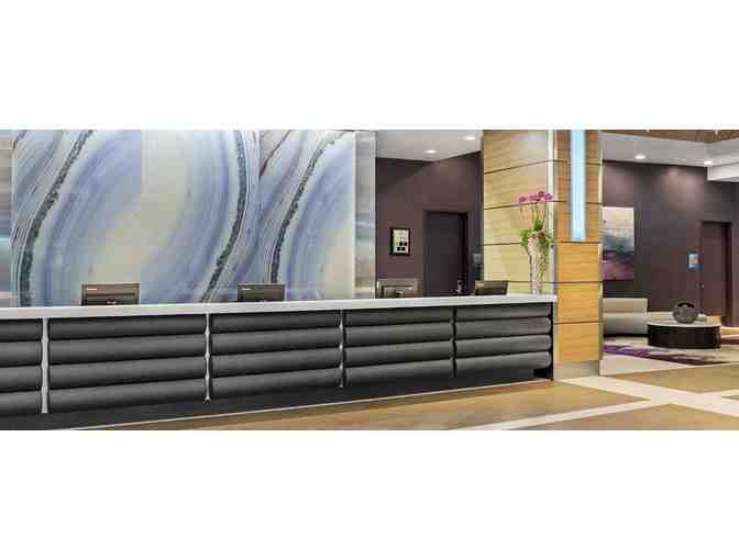 3 nights Luxury Las Vegas 2 bed suite + 2 rounds of golf