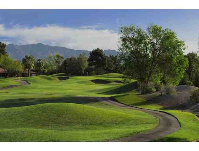 3 nights Luxury Las Vegas 2 bed suite + 2 rounds of golf