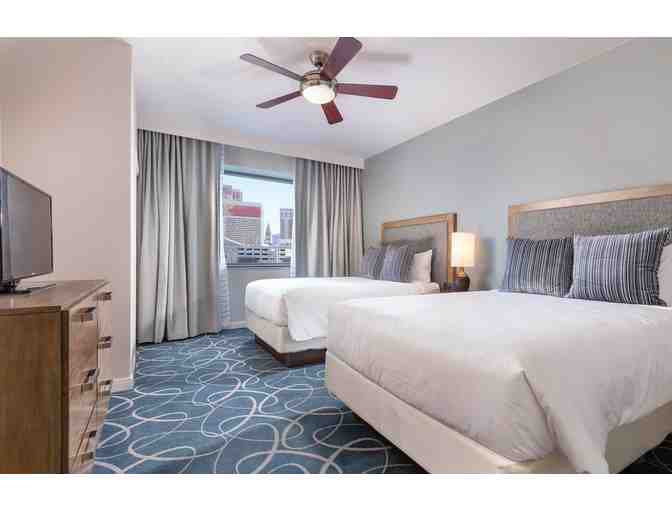 3-Night Vegas Suite with Golf at Desert Pines & Painted Desert