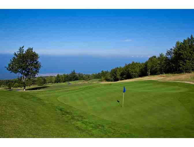 4-Night Stay at Royal Sea Cliffs with Golf in Kona, HI