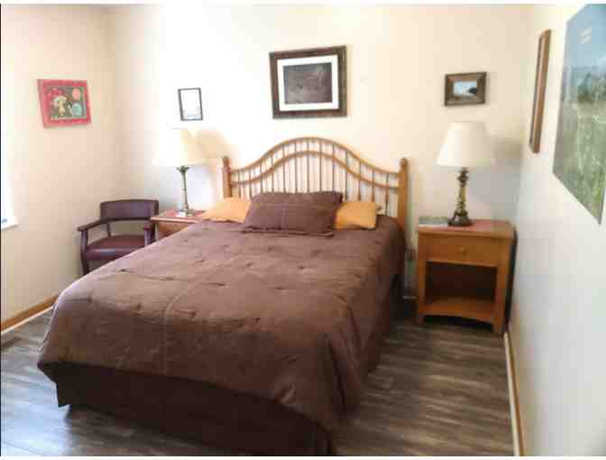 Enjoy 4 nights Maggy's Farm Ashville in 2 bed cabin with trout fishing pond - Photo 3