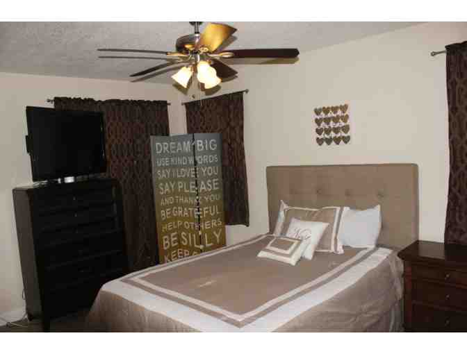 Enjoy 7 nights Luxury Daytona 3 bed Beach House + $100 Food Credit - Photo 7