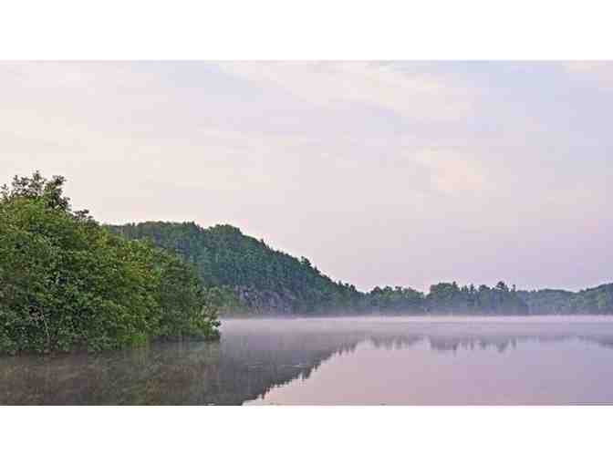 Canada's Lakeside Luxury: Your 7-Night Executive Retreat on Mill Lake for 8