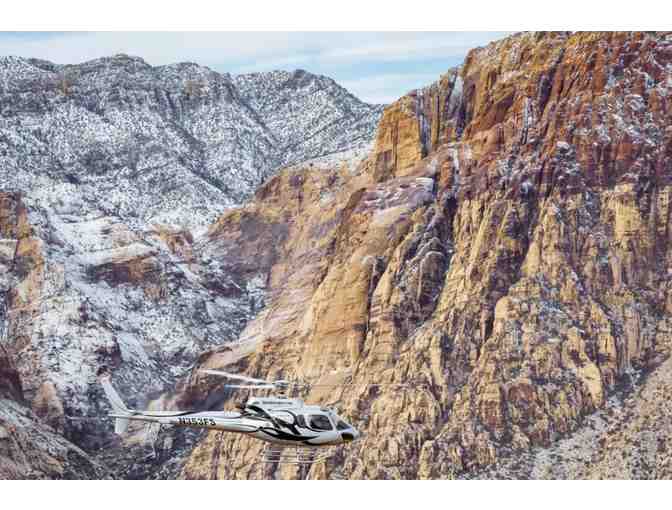 5 nights Las Vegas Luxury Home for up to 8 + Helicopter Tour