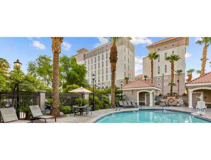 Enjoy 5 nights luxury condo @ Club Wyndham Grand Desert Las Vegas