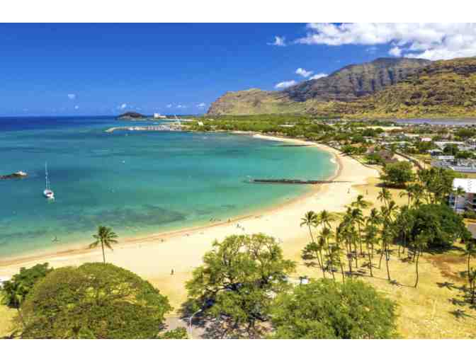 5-Night Stay in an Oceanfront Home & Private Pearl Harbor Guided Tour in Oahu