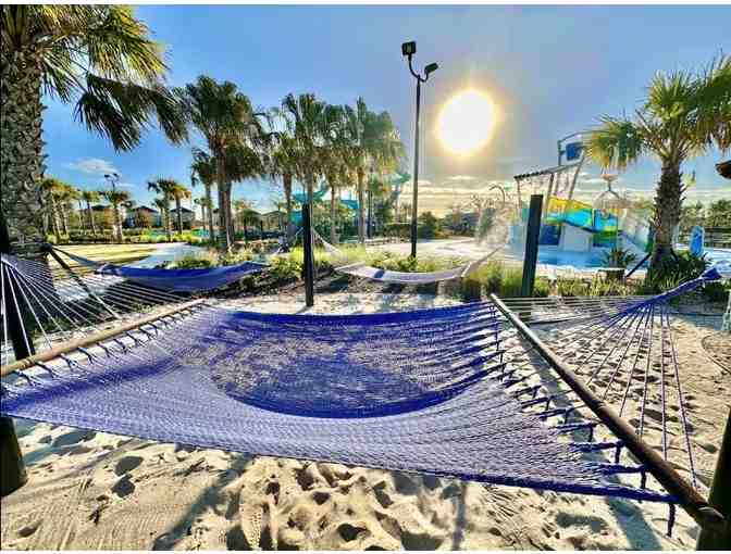 7-Night Orlando Stay for 20 in 8-Bedroom Home with Disney Credit