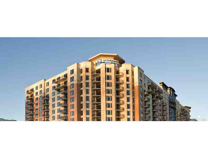 Enjoy 5 nights luxury condo @ Club Wyndham National Harbor, Harbor, MD