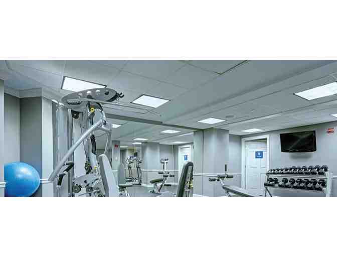 Enjoy 5 nights luxury condo @ Club Wyndham Old Town Alexandria, Alexandria, VA