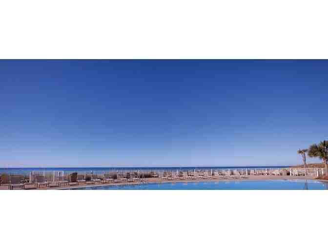 Enjoy 5 nights luxury condo @ Club Wyndham Panama City Beach, City Beach, FL