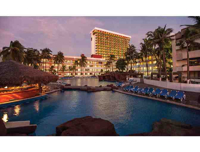 Enjoy 5 nights luxury condo @ El Cid El Moro Beach Hotel, Mazatlan, SIN