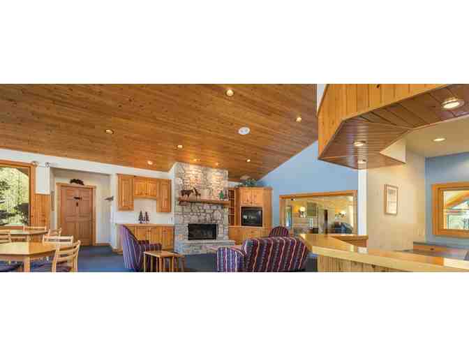 Enjoy 5 nights luxury condo @ Little Sweden, Fish Creek, WI