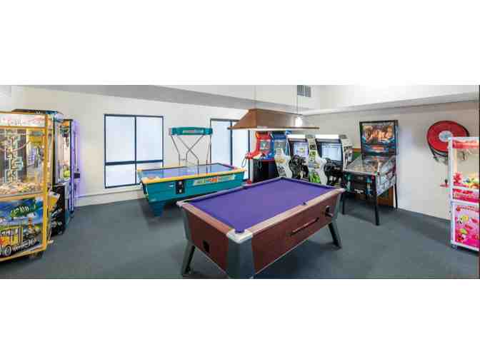 Enjoy 5 nights luxury condo @ Ramada Resort Golden Beach, Golden Beach, QLD