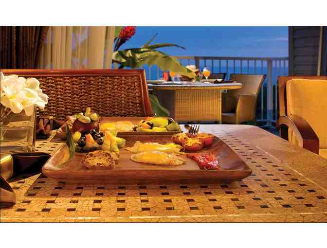 Enjoy 5 nights luxury condo @ The Cliffs Club, Princeville, HI