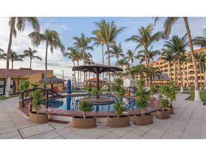 Enjoy 5 nights luxury condo @ WorldMark Coral Baja San Jose Del Cabo