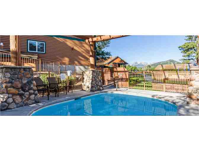 Enjoy 5 nights luxury condo @ WorldMark Estes Park Colorado