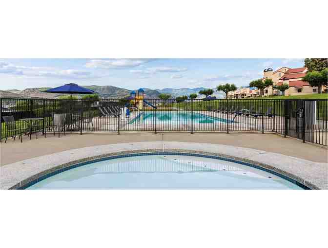 Enjoy 5 nights luxury condo @ WorldMark Lake Chelan Shores Washington