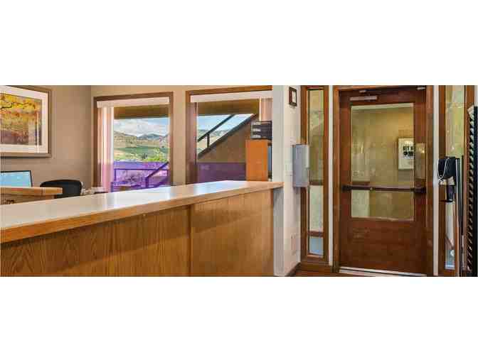 Enjoy 5 nights luxury condo @ WorldMark Lake Chelan Shores Washington