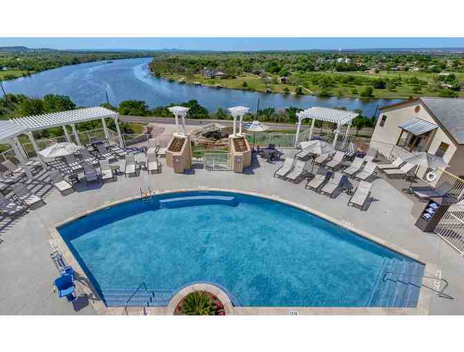 Enjoy 5 nights luxury condo @ WorldMark Marble Falls Texas