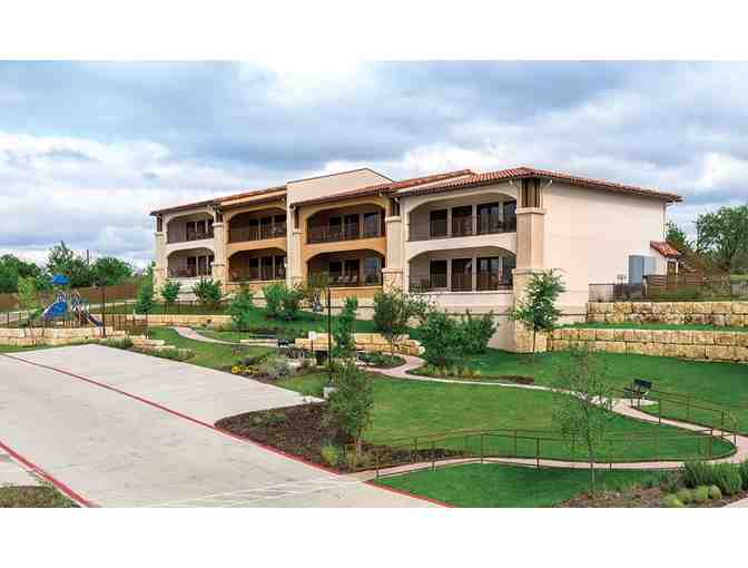 Enjoy 5 nights luxury condo @ WorldMark Marble Falls Texas