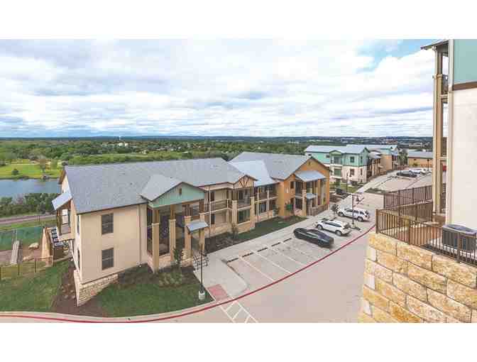 Enjoy 5 nights luxury condo @ WorldMark Marble Falls Texas