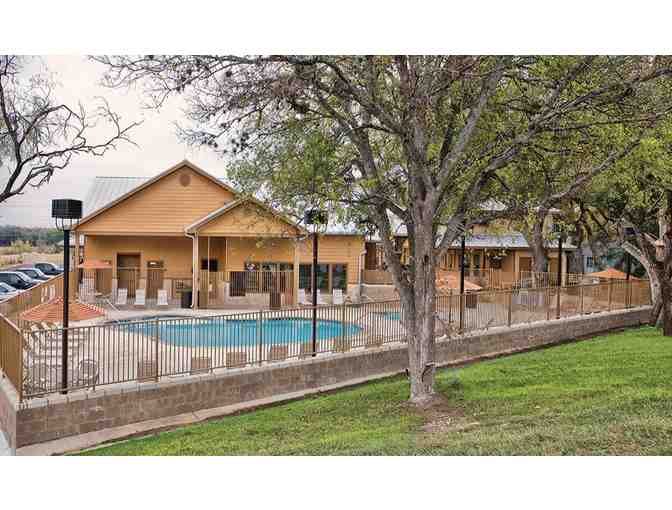 Enjoy 5 nights luxury condo @ WorldMark New Braunfels, Braunfels, TX