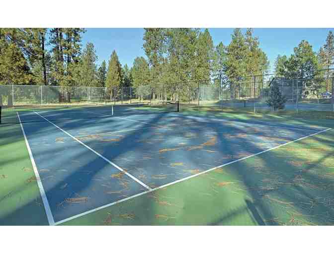 Enjoy 5 nights luxury condo @ WorldMark Seventh Mountain Resort Bend, Oregon