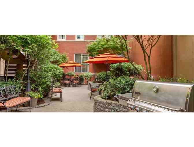 Enjoy 5 nights luxury condo @ WorldMark The Camlin, Seattle, WA