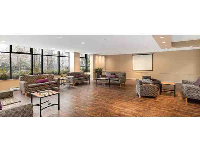 Enjoy 5 nights luxury condo @ WorldMark The Canadian, Vancouver, BC