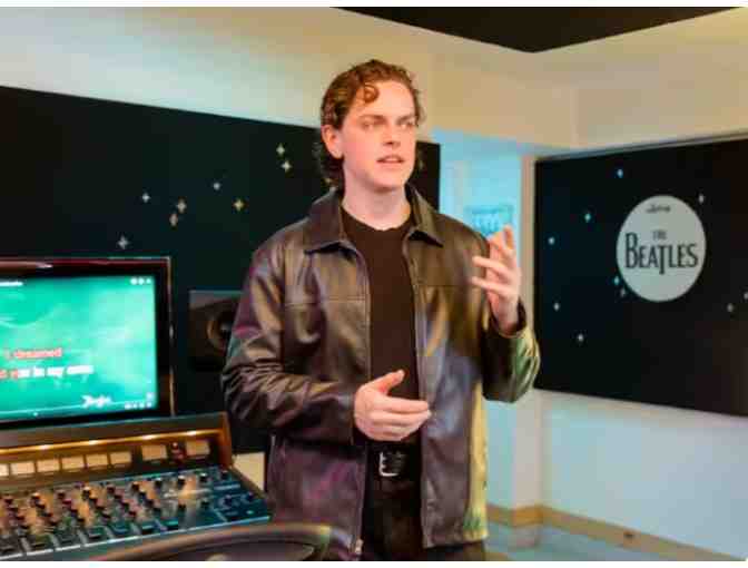 4 night Luxe Nashville stay + Karoke Waylon Jennings Studio!