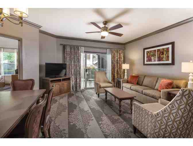 4 night Luxe Nashville stay + Tennesse Whiskey Experience