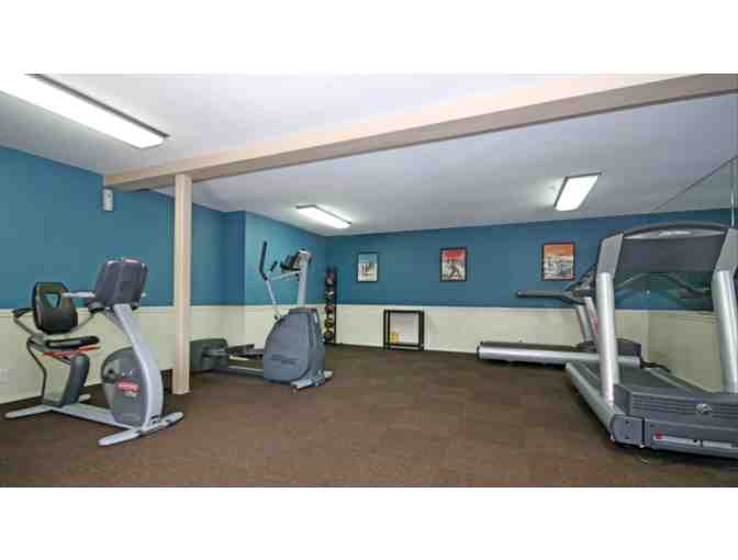 5 night 2 bed condo + San Diego Wine Tasting Getaway