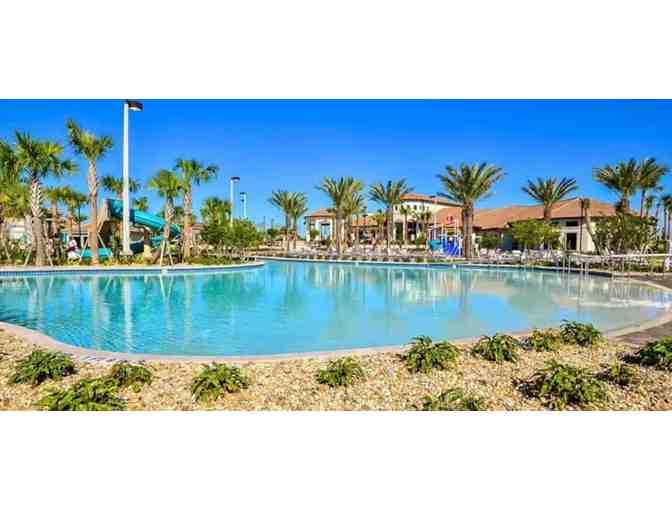 5-Night Orlando Stay in 8-Bedroom Home with Disney Magnolia Golf