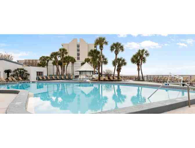 Enjoy 5 nights luxury condo @ Club Wyndham Bay Club II Big Island Hawaii + Emerald Coast W