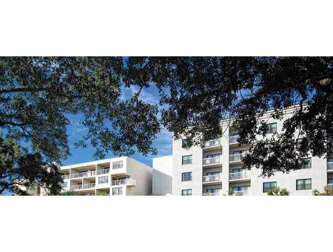 Enjoy 5 nights luxury condo @ Club Wyndham Bay Club Waikoloa Hawaii + Perdido Vineyards