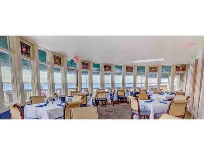 Enjoy 5 nights luxury condo @ Club Wyndham Bay Voyage Inn + Newport Vineyards & Restaurant