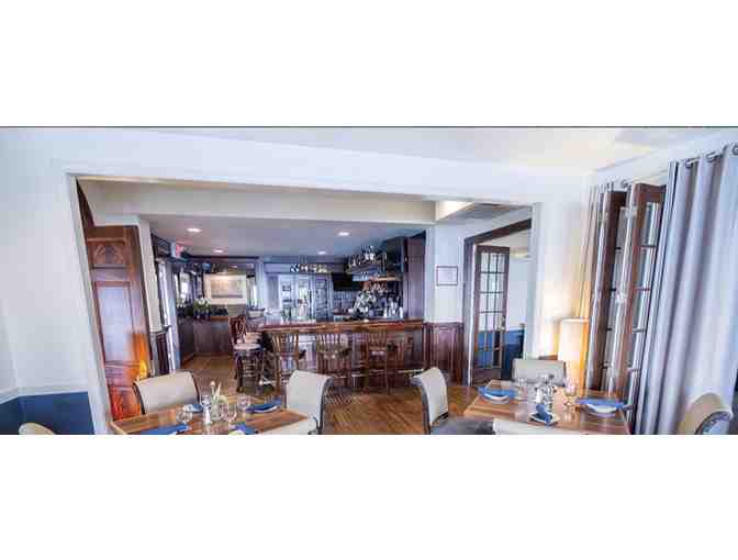 Enjoy 5 nights luxury condo @ Club Wyndham Bay Voyage Inn + Newport Vineyards & Restaurant