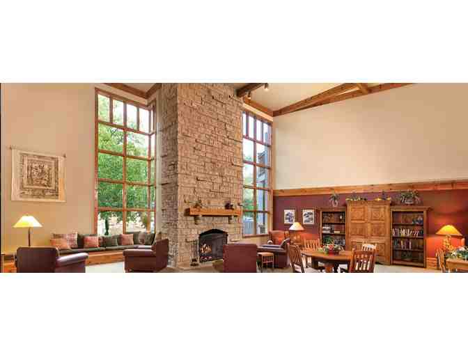 Enjoy 5 nights luxury condo @ Club Wyndham Galena Illonis+ Blaum Bros. Distilling Co