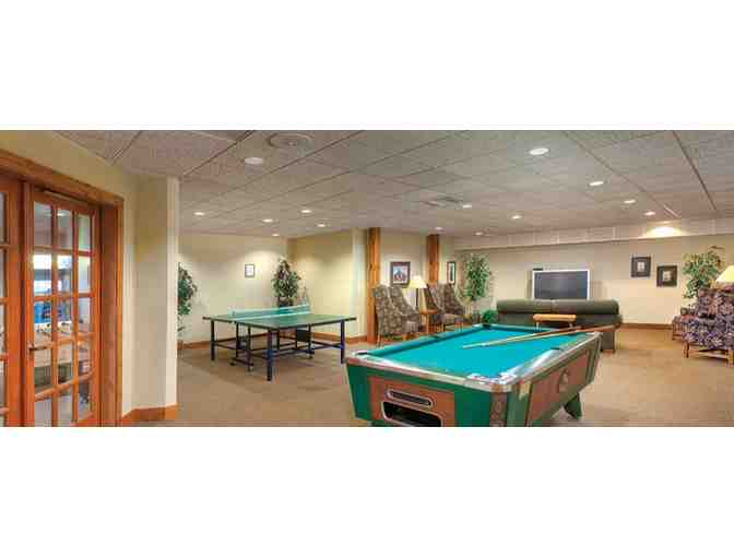 Enjoy 5 nights luxury condo @ Club Wyndham Galena Illonis+ Blaum Bros. Distilling Co