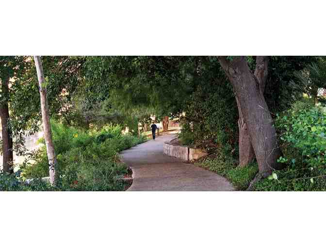 Enjoy 5 nights luxury condo @ Club Wyndham La Cascada San Antonio, Texas +Daniel Lane Vine