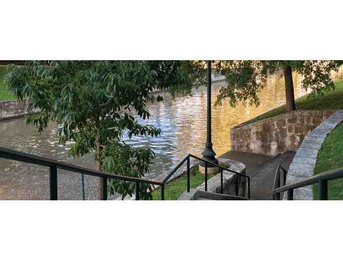 Enjoy 5 nights luxury condo @ Club Wyndham La Cascada San Antonio, Texas +Daniel Lane Vine