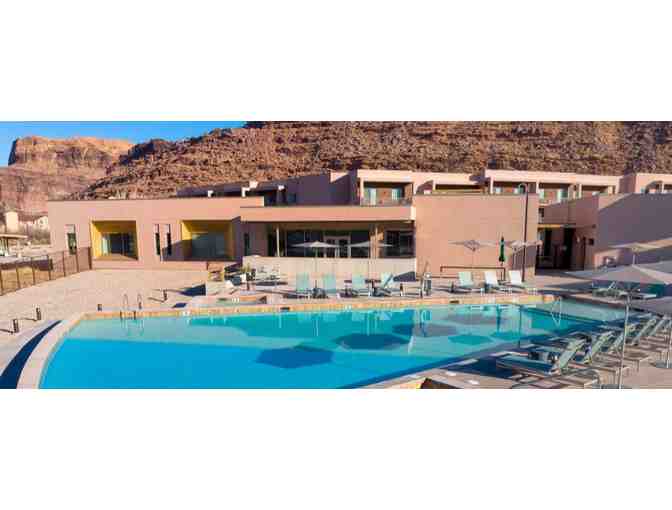 Enjoy 5 nights luxury condo @ Club Wyndham Moab Utah + Rooted Vine Credit