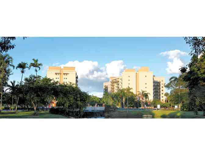 Enjoy 5 nights luxury condo @ Club Wyndham Palm-Aire, Pompano Beach, FL +26 Degree Brewing