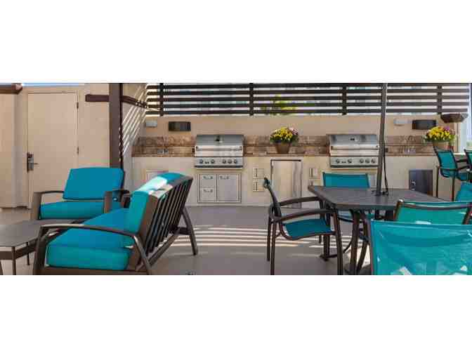 Enjoy 5 nights luxury condo @ Club Wyndham Peacock Suites, Anaheim, CA + Winery At Main St