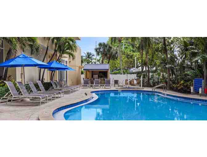 Enjoy 5 nights luxury condo @ Club Wyndham Santa Barbara, Pompano Beach + 26 Degree Brewin